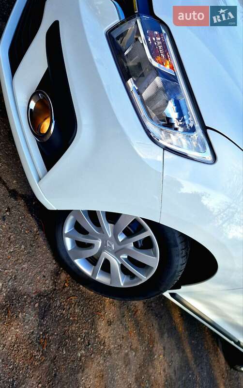 Хэтчбек Renault Sandero 2019 в Песочине