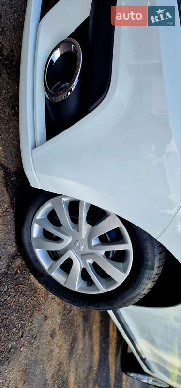 Хэтчбек Renault Sandero 2019 в Песочине