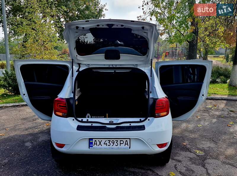 Хэтчбек Renault Sandero 2019 в Песочине