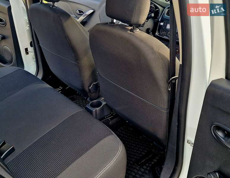 Хэтчбек Renault Sandero 2019 в Песочине