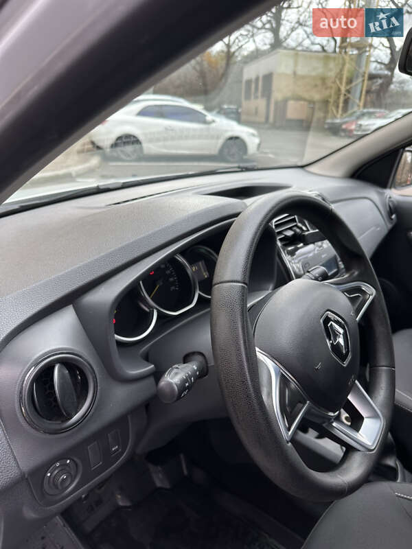 Хэтчбек Renault Sandero 2019 в Киеве фото 20 Хэтчбек Renault Sandero 2019 в Киеве