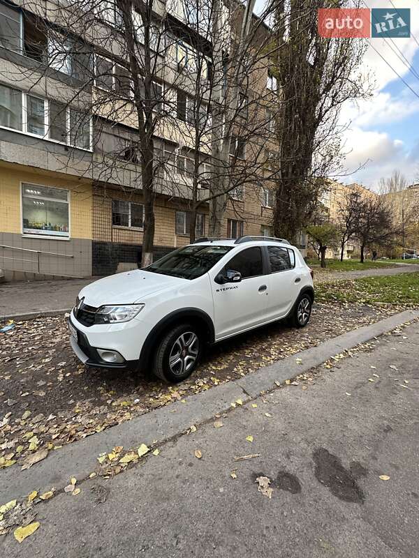 Хэтчбек Renault Sandero 2020 в Кривом Роге фото 4 Хэтчбек Renault Sandero 2020 в Кривом Роге