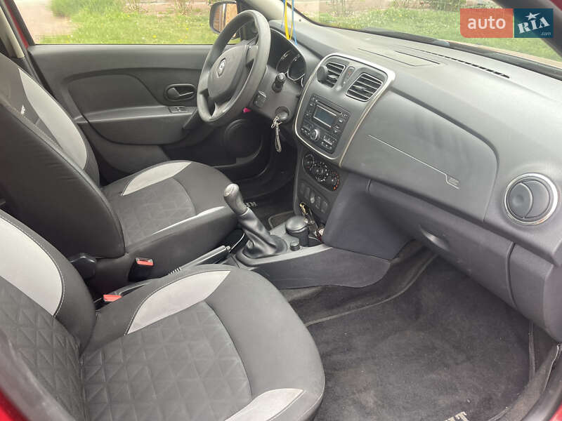 Хетчбек Renault Sandero 2014 в Києві