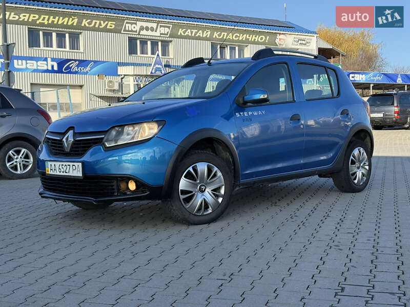 Хэтчбек Renault Sandero 2016 в Хмельницком фото 3 Хэтчбек Renault Sandero 2016 в Хмельницком