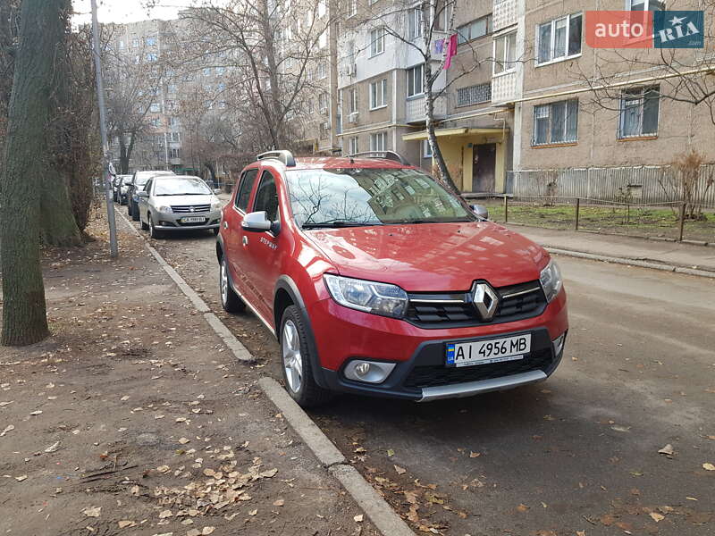 Хетчбек Renault Sandero 2017 в Черкасах