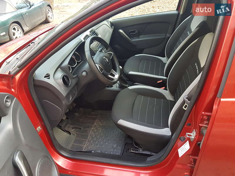 Хетчбек Renault Sandero 2017 в Черкасах