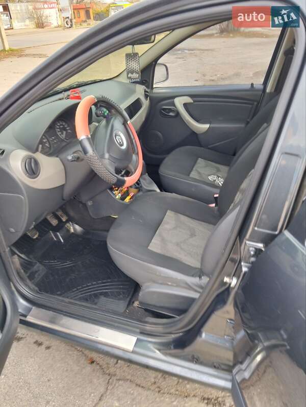 Хетчбек Renault Sandero 2010 в Нікополі