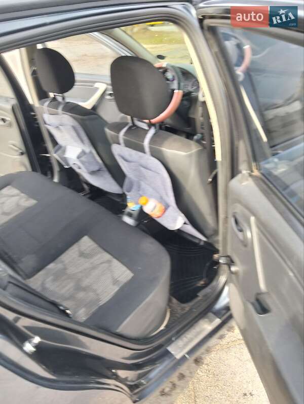 Хетчбек Renault Sandero 2010 в Нікополі