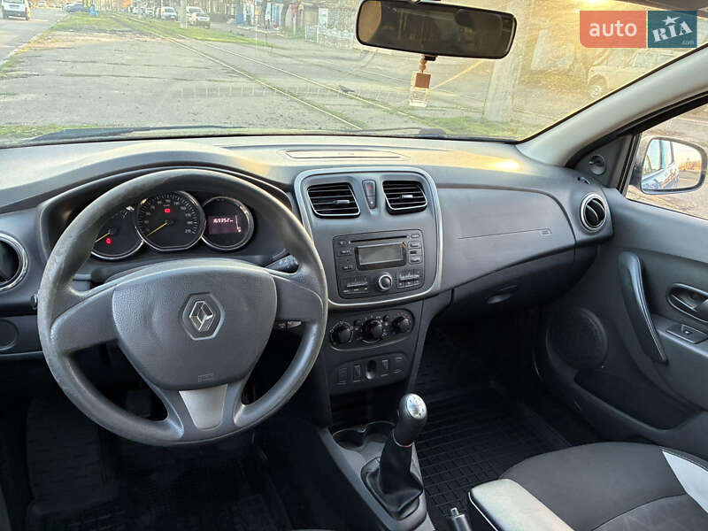 Хэтчбек Renault Sandero 2014 в Николаеве