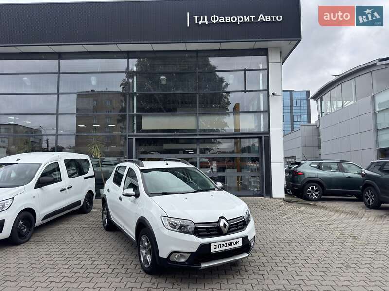 Хэтчбек Renault Sandero 2021 в Хмельницком