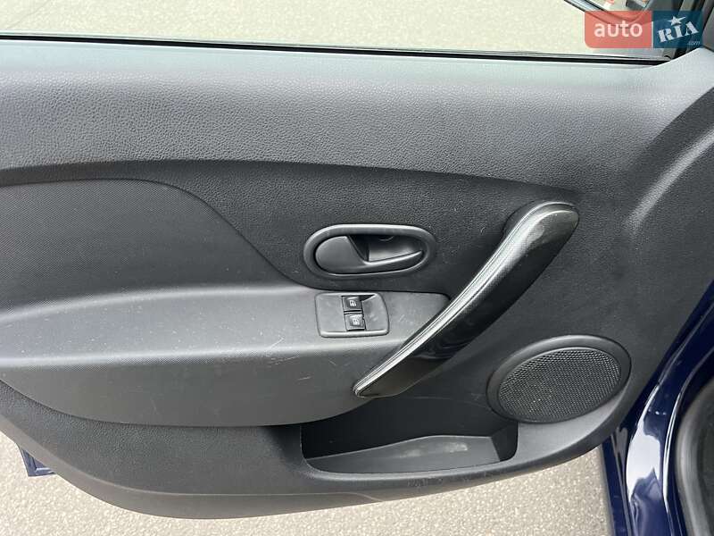 Хэтчбек Renault Sandero 2019 в Киеве