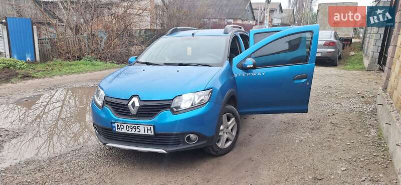Renault Sandero 2014
