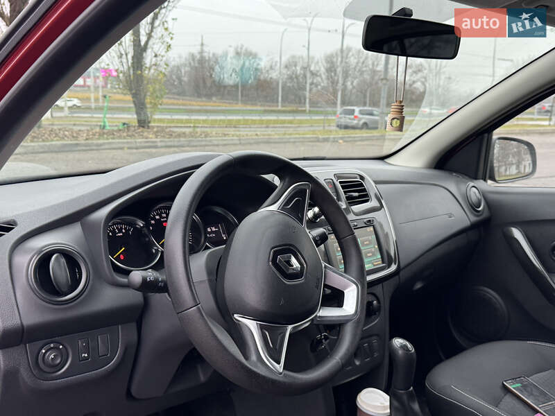 Хэтчбек Renault Sandero 2019 в Киеве фото 4 Хэтчбек Renault Sandero 2019 в Киеве