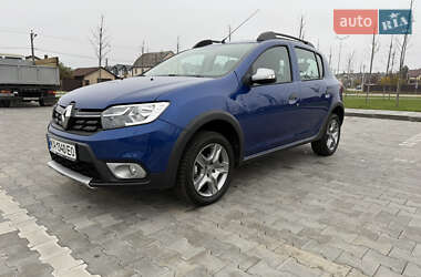 Хэтчбек Renault Sandero 2020 в Ирпене