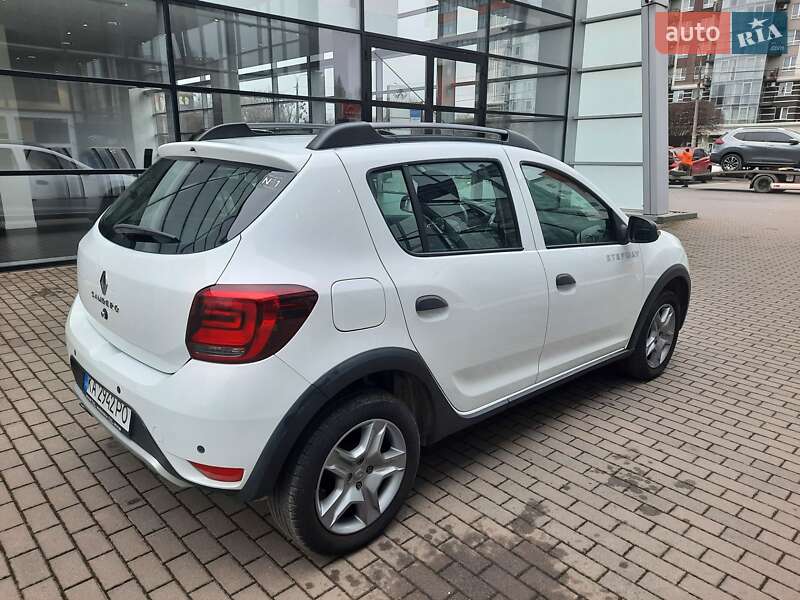 Хетчбек Renault Sandero 2021 в Хмельницькому