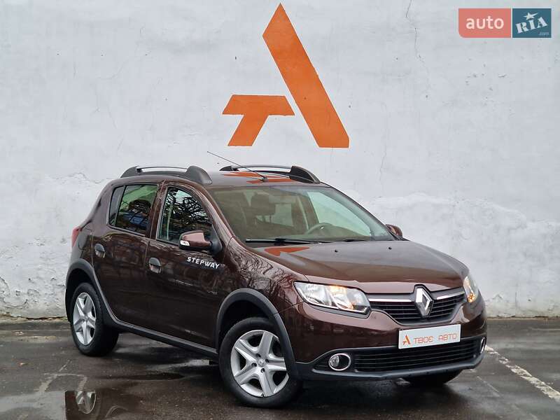 Хэтчбек Renault Sandero 2016 в Одессе