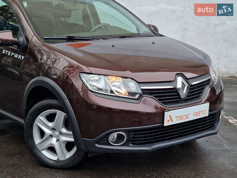 Хэтчбек Renault Sandero 2016 в Одессе