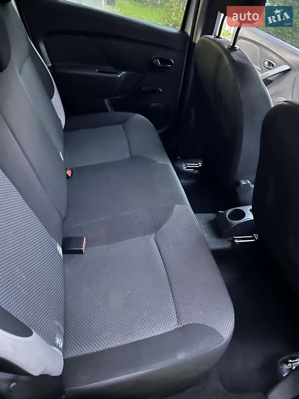 Хэтчбек Renault Sandero 2014 в Тернополе