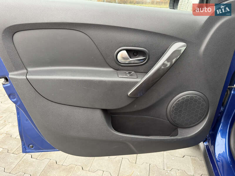 Хэтчбек Renault Sandero 2020 в Ирпене фото 12 Хэтчбек Renault Sandero 2020 в Ирпене