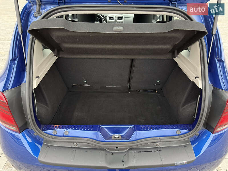 Хэтчбек Renault Sandero 2020 в Ирпене фото 18 Хэтчбек Renault Sandero 2020 в Ирпене