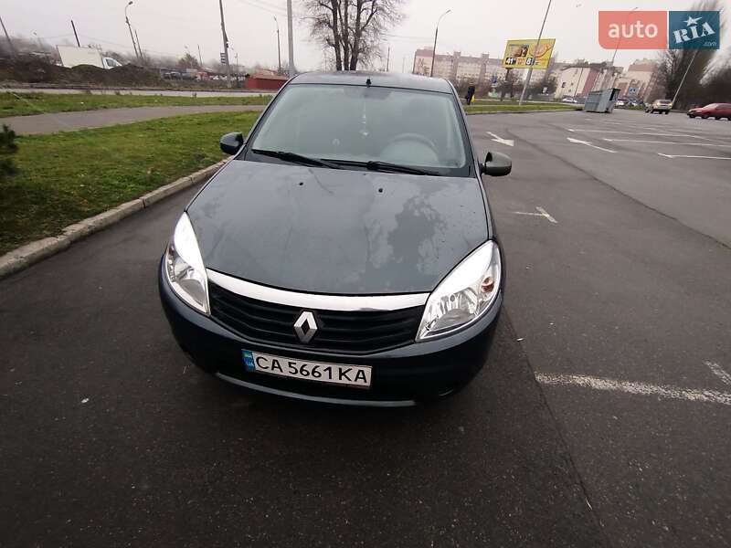 Renault Sandero 2011 Renault Sandero 2011