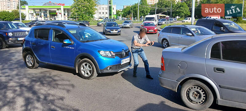 Хетчбек Renault Sandero 2015 в Львові