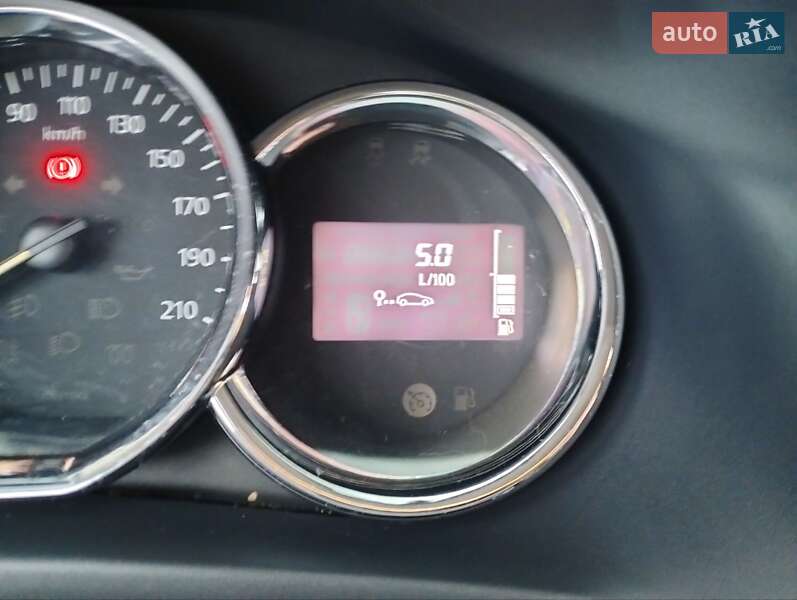 Хэтчбек Renault Sandero 2013 в Царичанке фото 11 Хэтчбек Renault Sandero 2013 в Царичанке