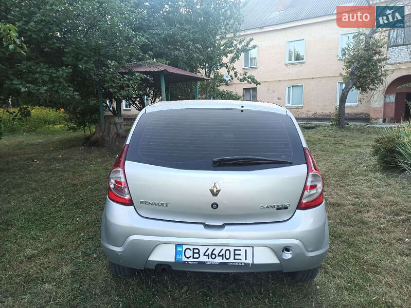Хэтчбек Renault Sandero 2009 в Прилуках фото 3 Хэтчбек Renault Sandero 2009 в Прилуках