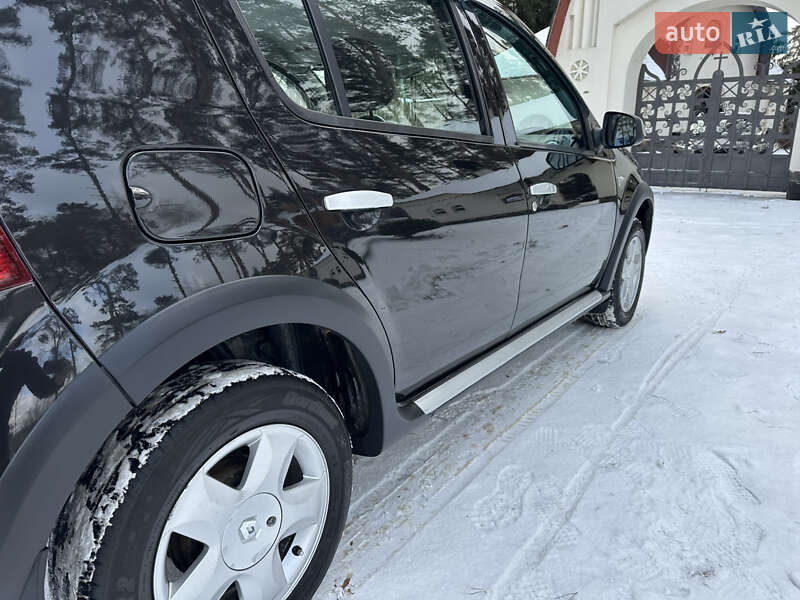 Хетчбек Renault Sandero 2012 в Києві фото 34 Хетчбек Renault Sandero 2012 в Києві