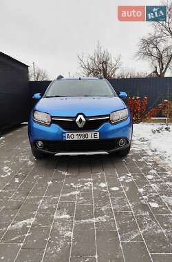 Хэтчбек Renault Sandero 2016 в Ужгороде