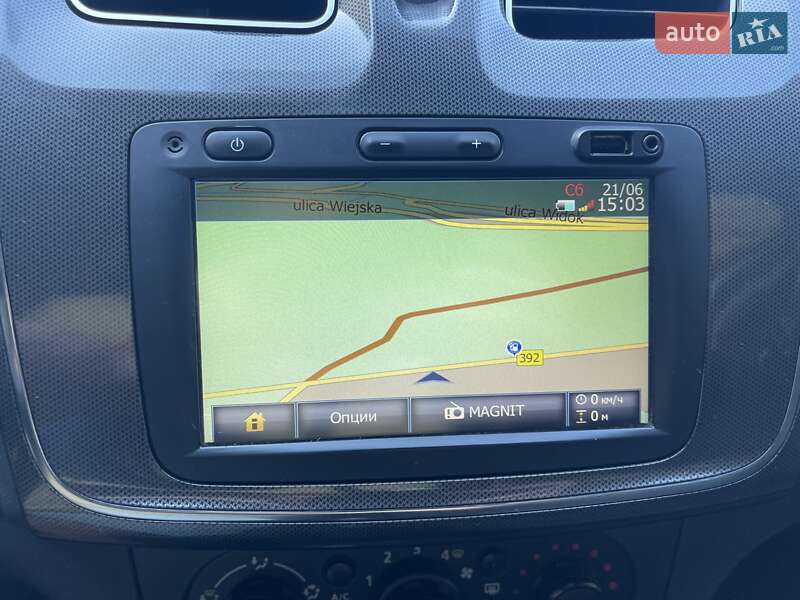 Хэтчбек Renault Sandero 2018 в Каменке фото 36 Хэтчбек Renault Sandero 2018 в Каменке