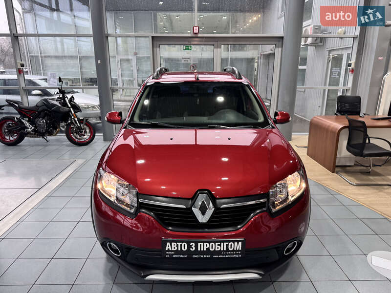 Хэтчбек Renault Sandero 2015 в Одессе