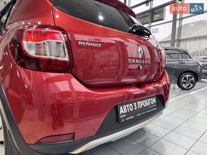 Хэтчбек Renault Sandero 2015 в Одессе