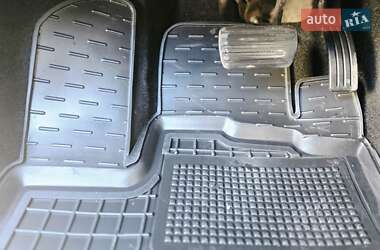 Хэтчбек Renault Sandero 2011 в Киеве