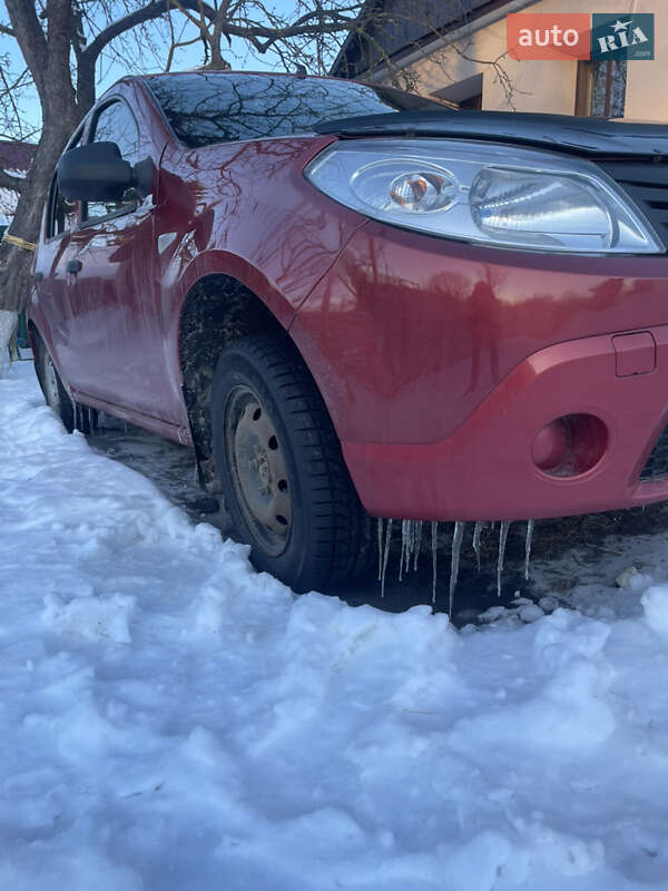 Хэтчбек Renault Sandero 2010 в Хмельницком
