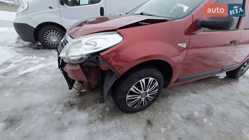 Хэтчбек Renault Sandero 2010 в Белой Церкви фото 5 Хэтчбек Renault Sandero 2010 в Белой Церкви