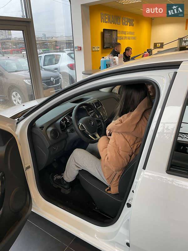 Renault Sandero 2021