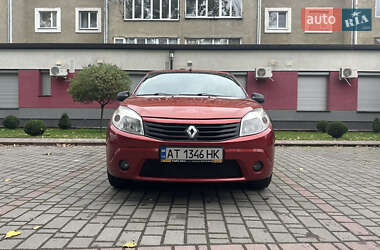 Хэтчбек Renault Sandero 2011 в Ивано-Франковске