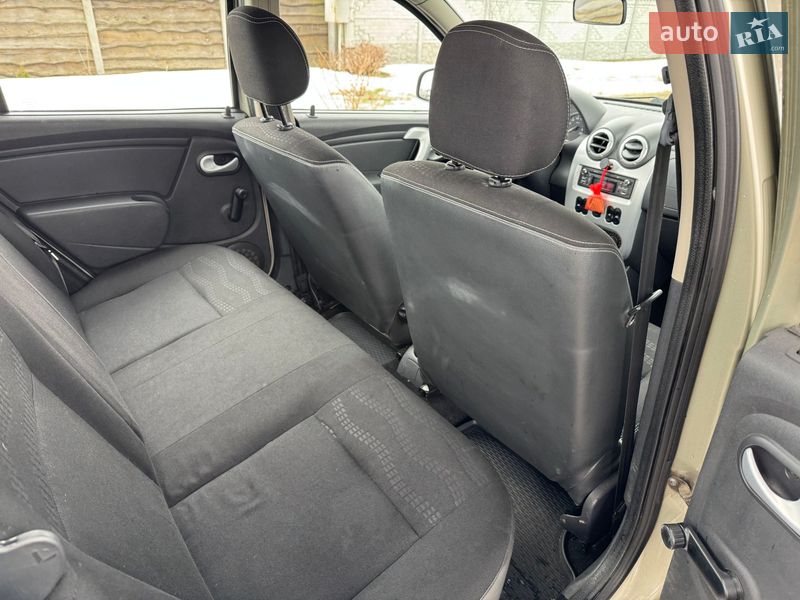 Хэтчбек Renault Sandero 2012 в Киеве