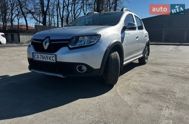 Хетчбек Renault Sandero 2015 в Умані