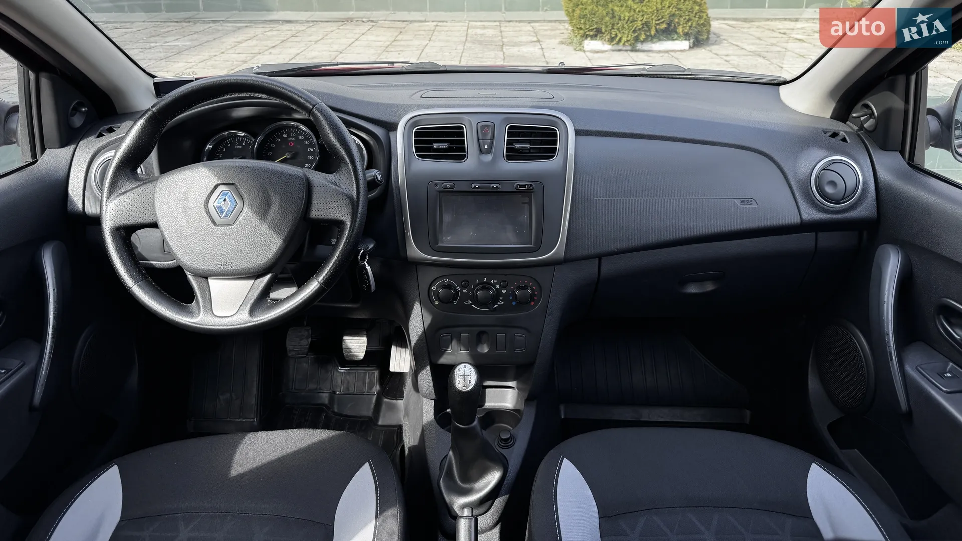 2014 Renault Sandero - мініатюра 16