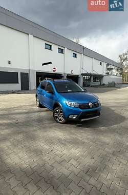 Хэтчбек Renault Sandero 2019 в Луцке