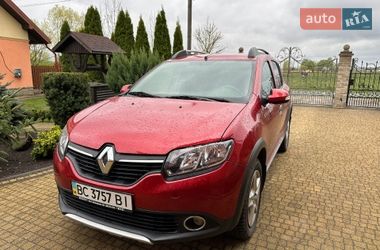 Хетчбек Renault Sandero 2013 в Винниках