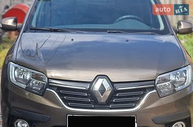 Хетчбек Renault Sandero 2017 в Дніпрі