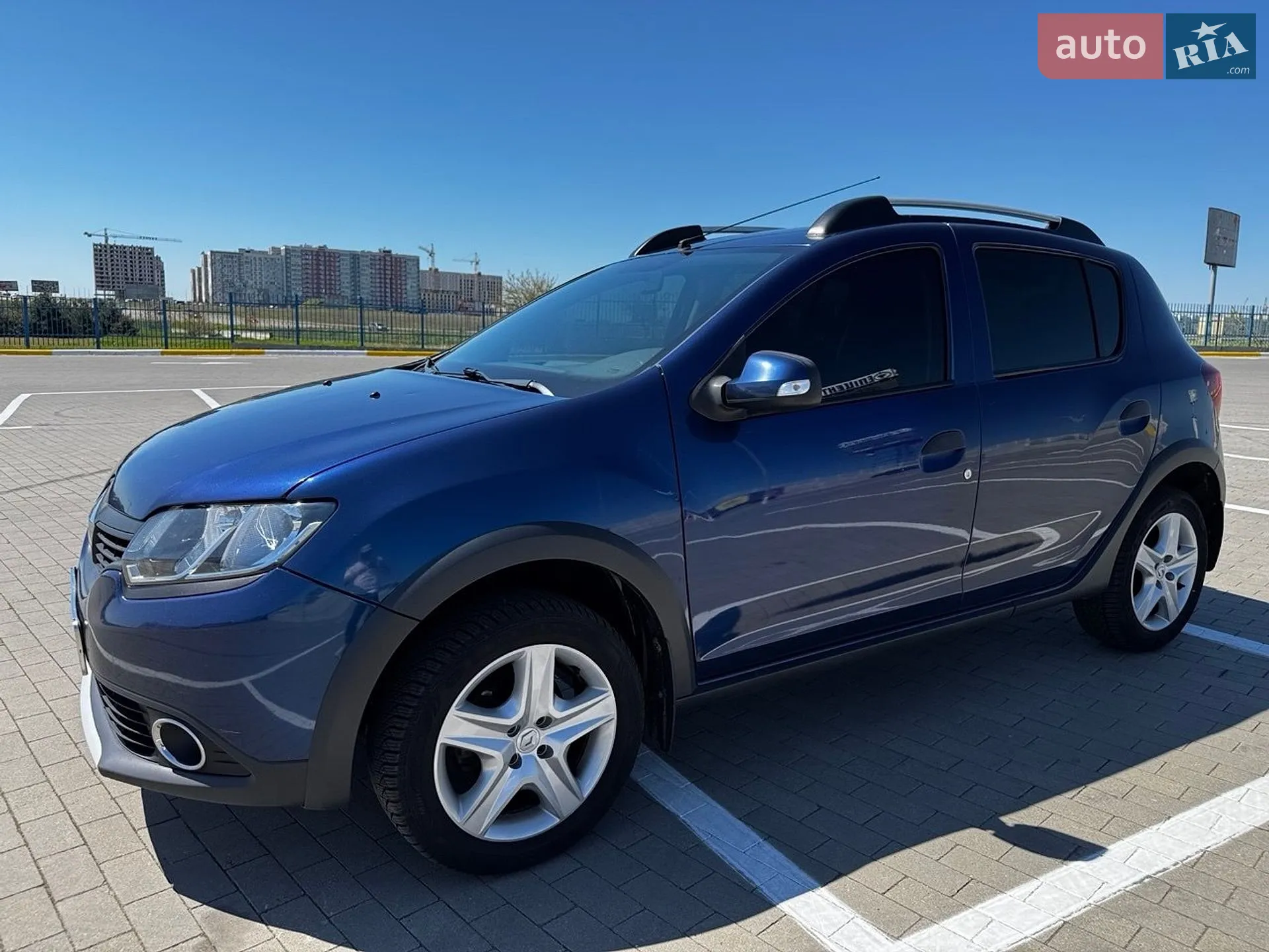 2016 Renault Sandero - фото 1