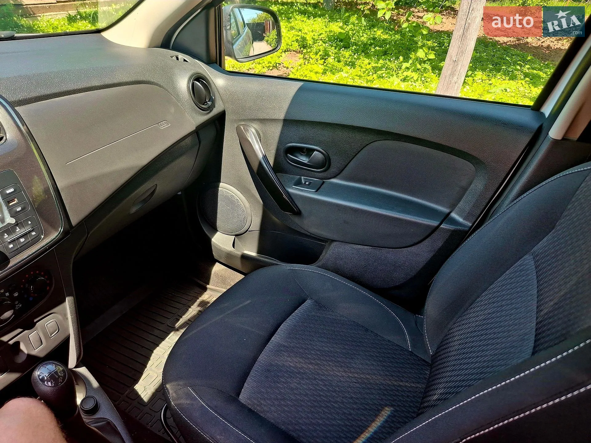 2020 Renault Sandero - мініатюра 11