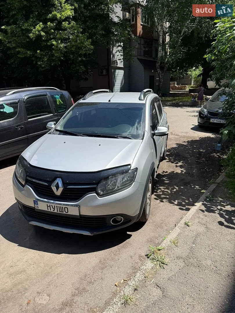 2014 Renault Sandero - мініатюра 2