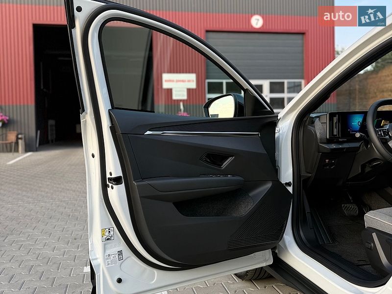 Позашляховик / Кросовер Renault Scenic E-Tech 2024 в Рівному фото 41 Позашляховик / Кросовер Renault Scenic E-Tech 2024 в Рівному