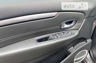 Минивэн Renault Scenic XMOD 2013 в 