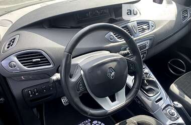 Минивэн Renault Scenic XMOD 2013 в 
